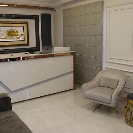 Hotel Elegance Regency à Khanna  Extérieur photo