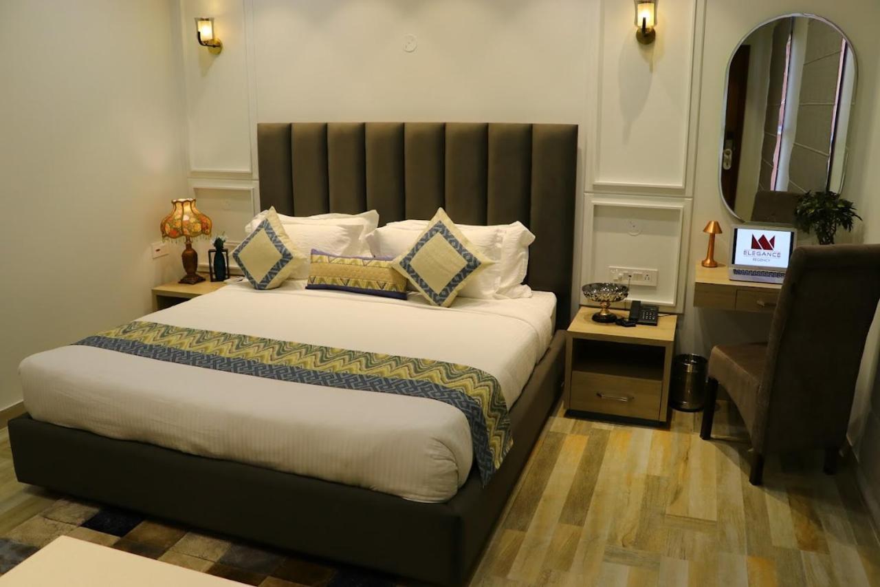 Hotel Elegance Regency à Khanna  Extérieur photo